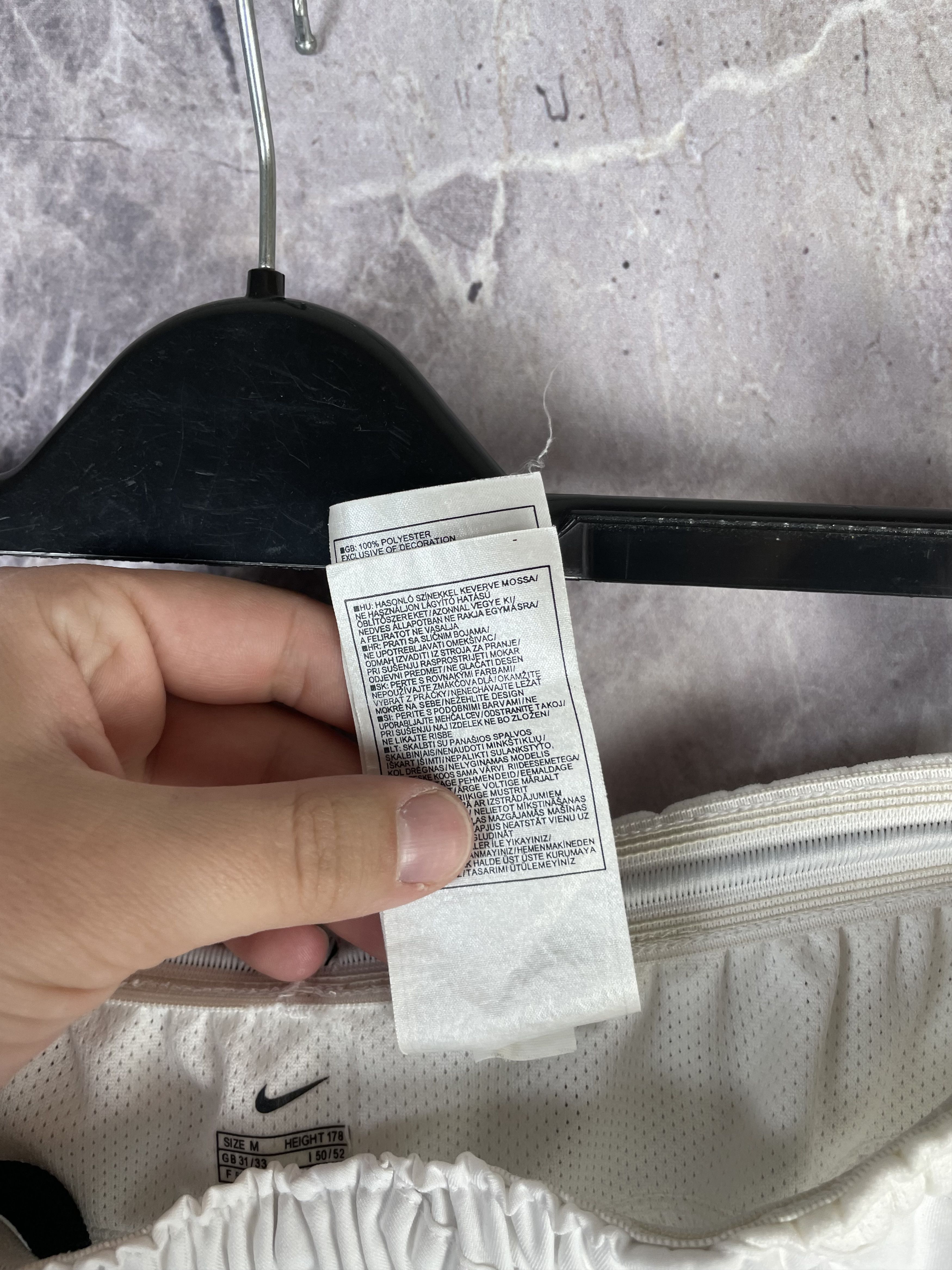 Nike Nike Juventus Vintage Shorts Y2k Size US 32 / EU 48 - 7 Thumbnail