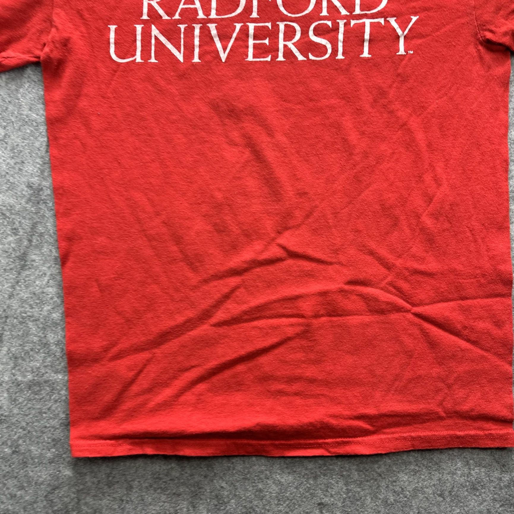 Gildan Radford University Shirt Gildan Heavy Cotton Mens Small Red College Tee Size US S / EU 44-46 / 1 - 7 Thumbnail