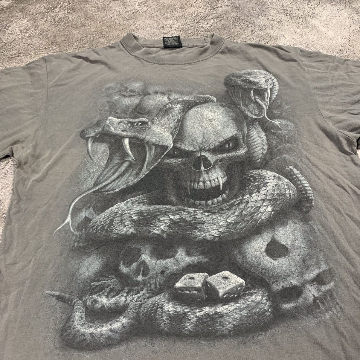 Vintage Vintage 90s Horror Skeleton Graphic Tee Sun Faded Grunge L Size US L / EU 52-54 / 3 - 6 Thumbnail