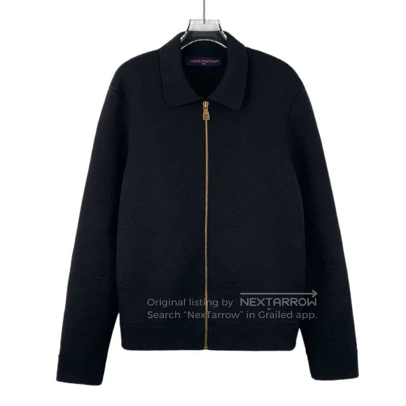 Louis Vuitton Louis Vuitton 25 black logo embossed full-print wool lapel Size US S / EU 44-46 / 1 - 1 Thumbnail