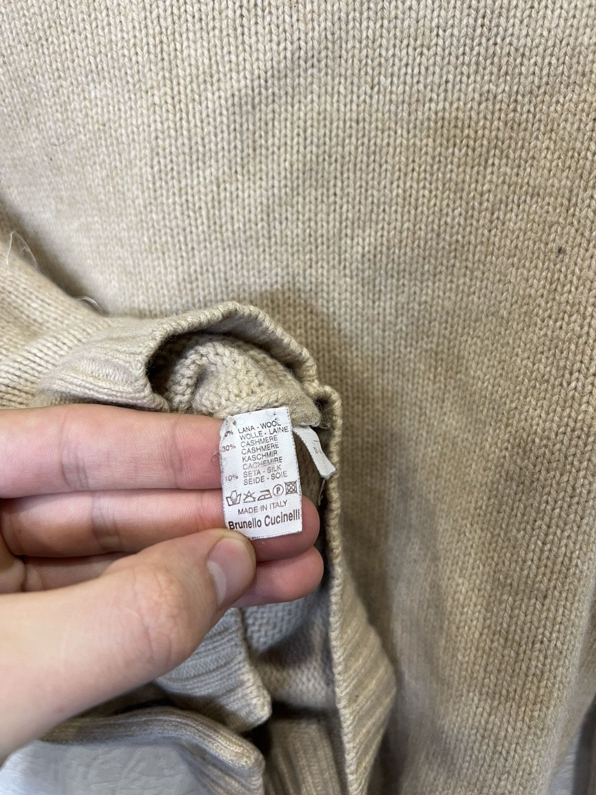 Brunello Cucinelli Brunello Cucinelli Beige Womens Cardigan Cashmere Size L / US 10 / IT 46 - 11 Thumbnail