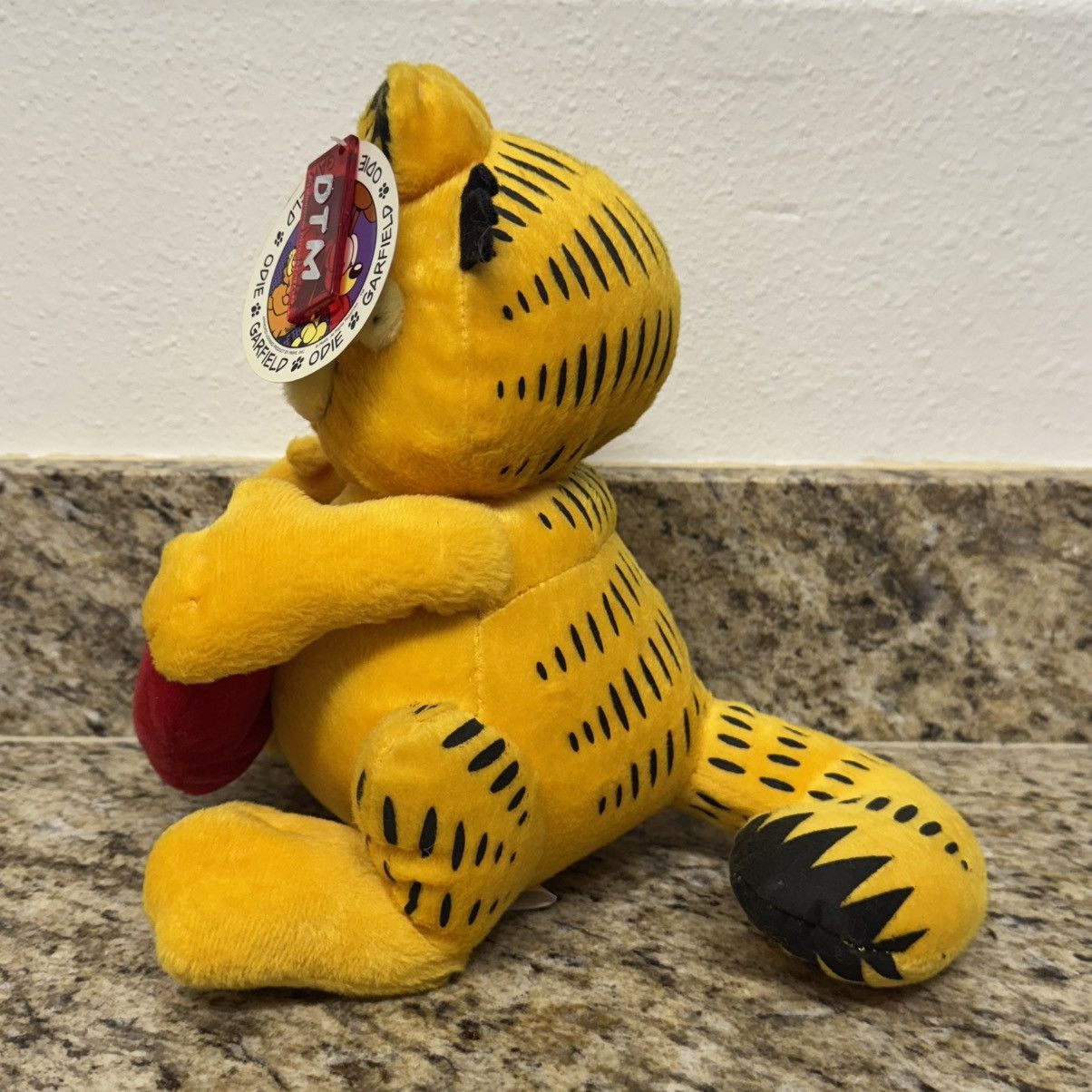 Vintage Vintage Garfield Te Quiero” 11” Spanish Valentines Day Plush Size ONE SIZE - 2 Thumbnail