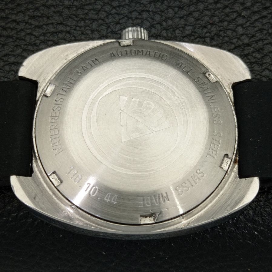 Fortis RARE SWISS MENS FORTIS DAY/DATE @ 6 AUTO WATCH a425146-R Size 38 - 8 Thumbnail