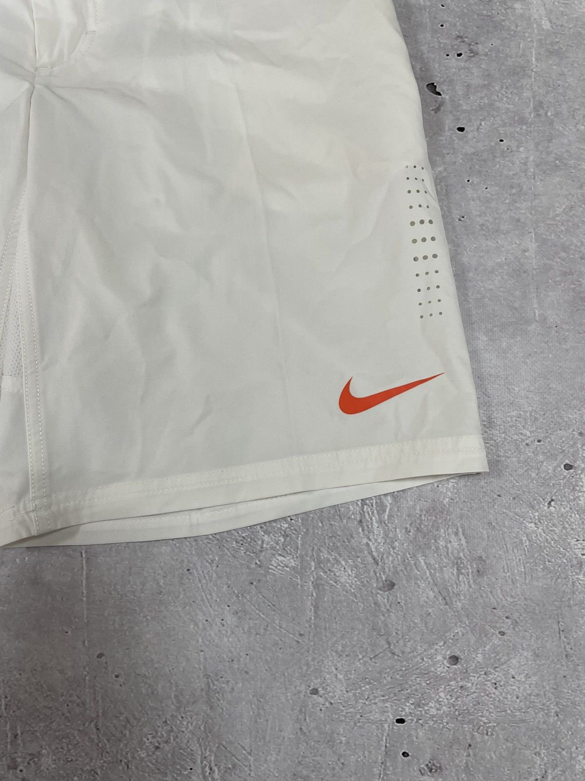 Nike Nike Roger Federer Shorts Mediu Size US 36 / EU 52 - 2 Thumbnail