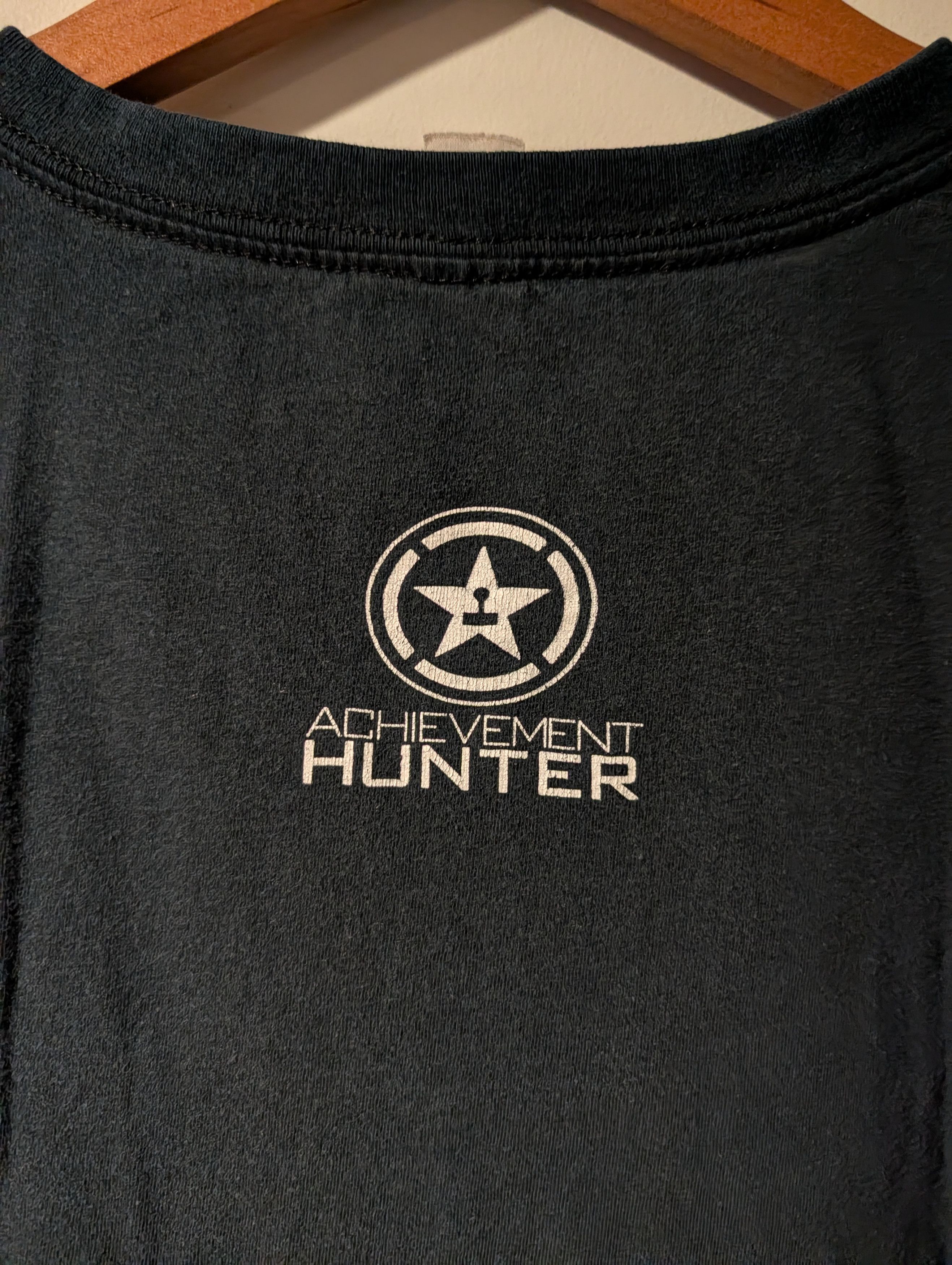 Microsoft Vintage Achievement Hunter Rooster Teeth Skeleton T-Shirt Size US XXL / EU 58 / 5 - 6 Thumbnail