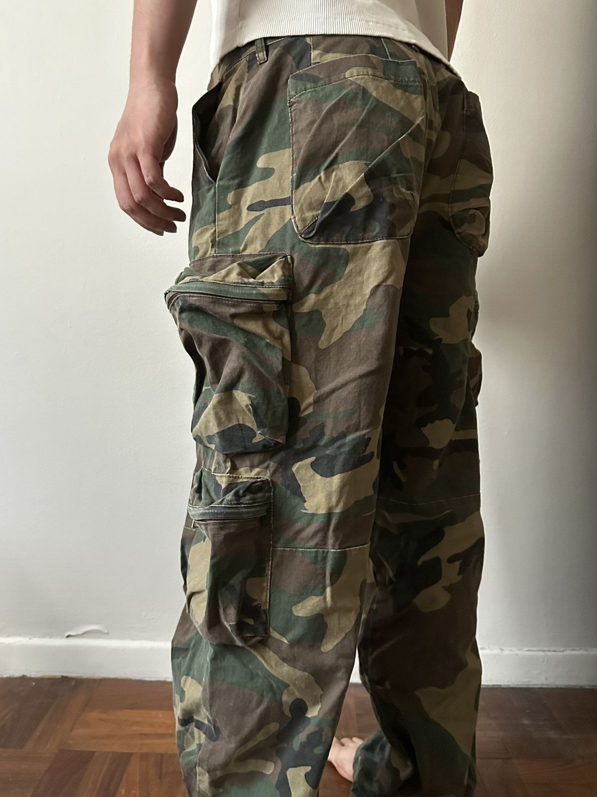 John Elliott JOHN ELLIOTT — Women’s camo cargo pants Size 26" / US 2 / IT 38 - 5 Thumbnail