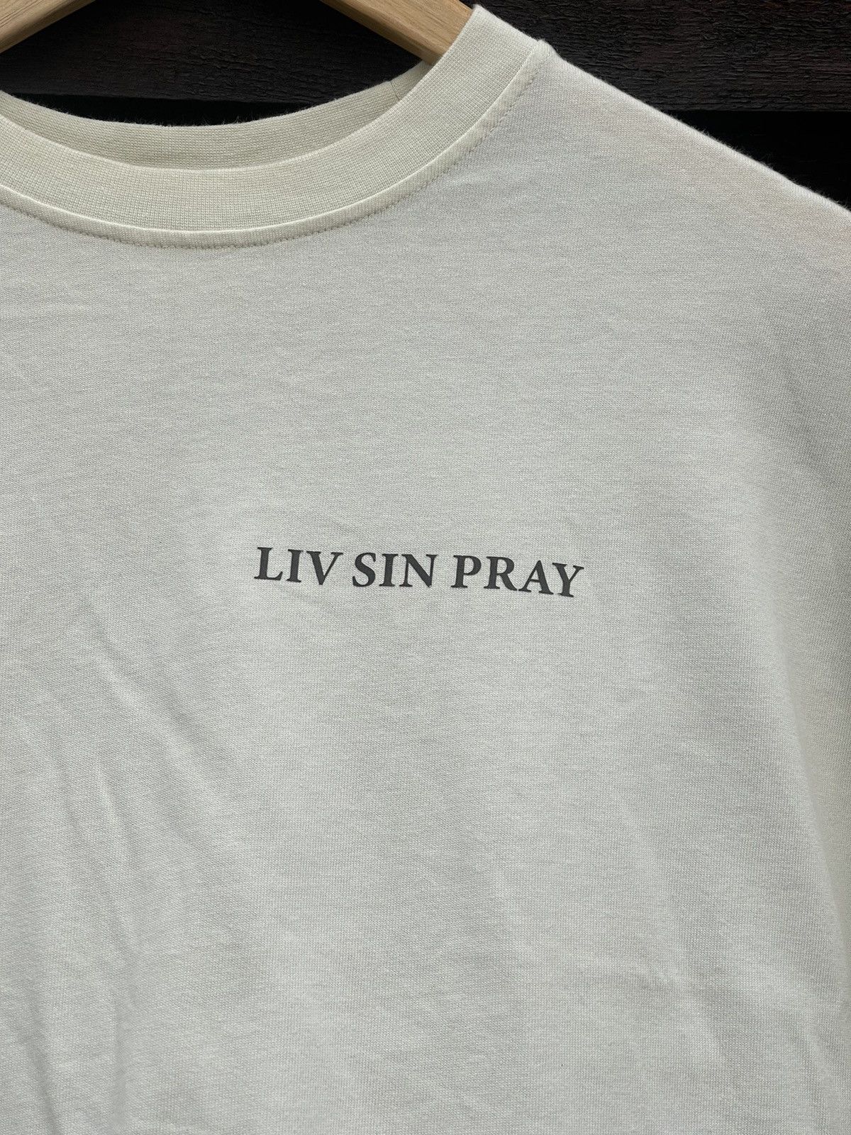 Designer Liv Sin Pray embroidered full back antique t-shirt tee hand Size US XS / EU 42 / 0 - 10 Thumbnail
