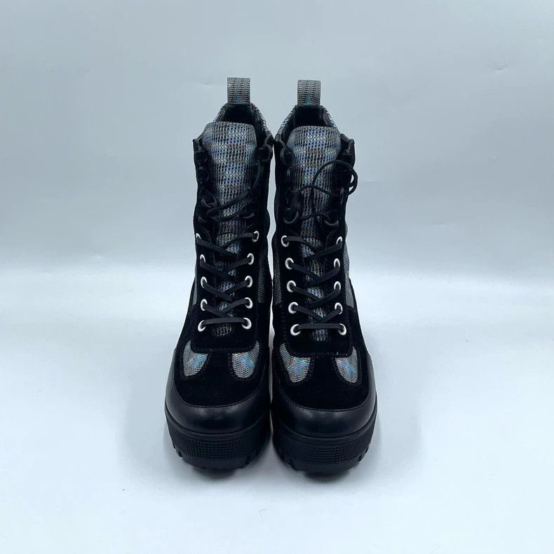 Louis Vuitton Louis Vuitton Black Leather Ankle Boots 36.5-2506 Size US 6 / IT 36 - 2 Thumbnail