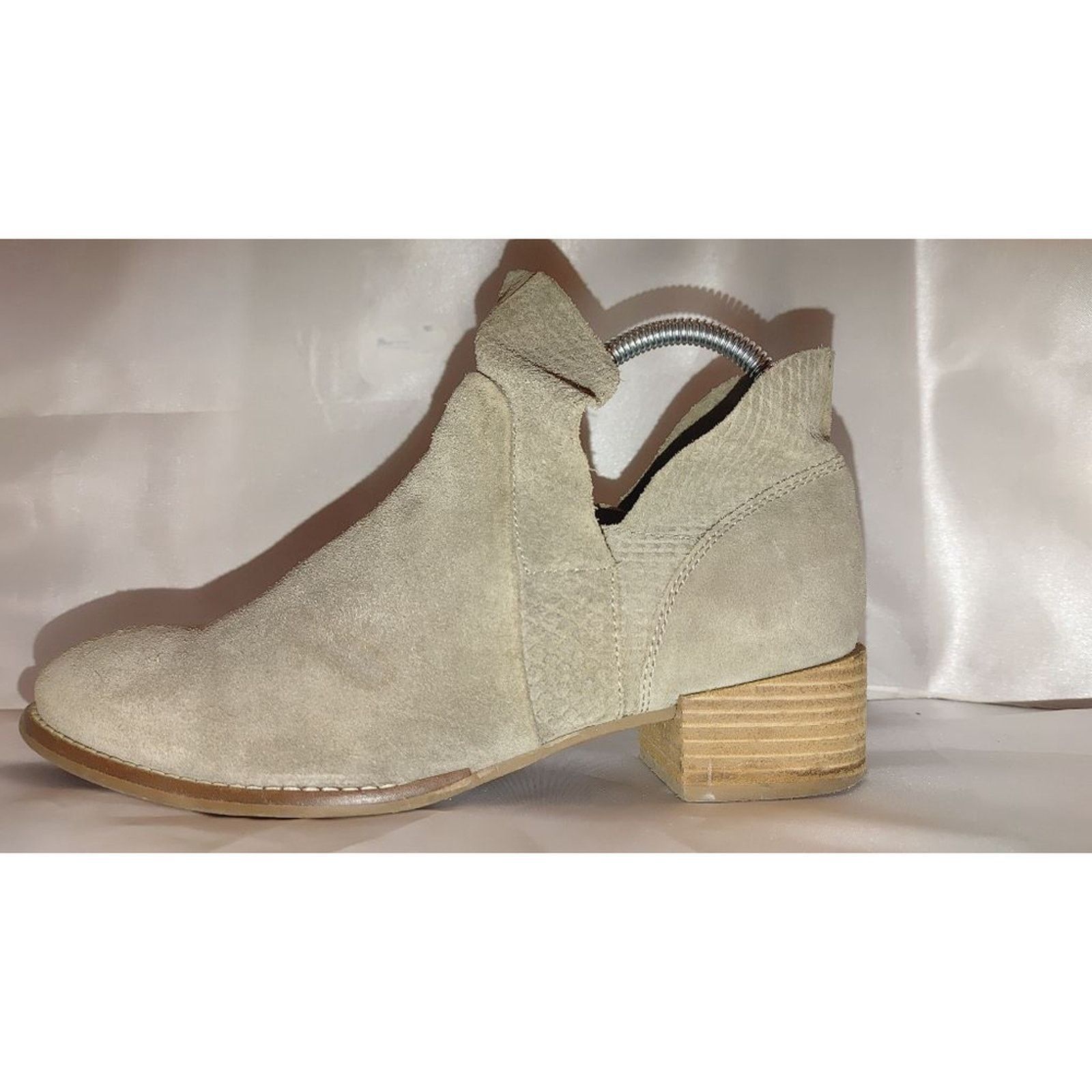 Seychelles Seychelles Score Split Shaft Suede Ankle Boots Size 7.5 Size US 7.5 / IT 37.5 - 2 Thumbnail