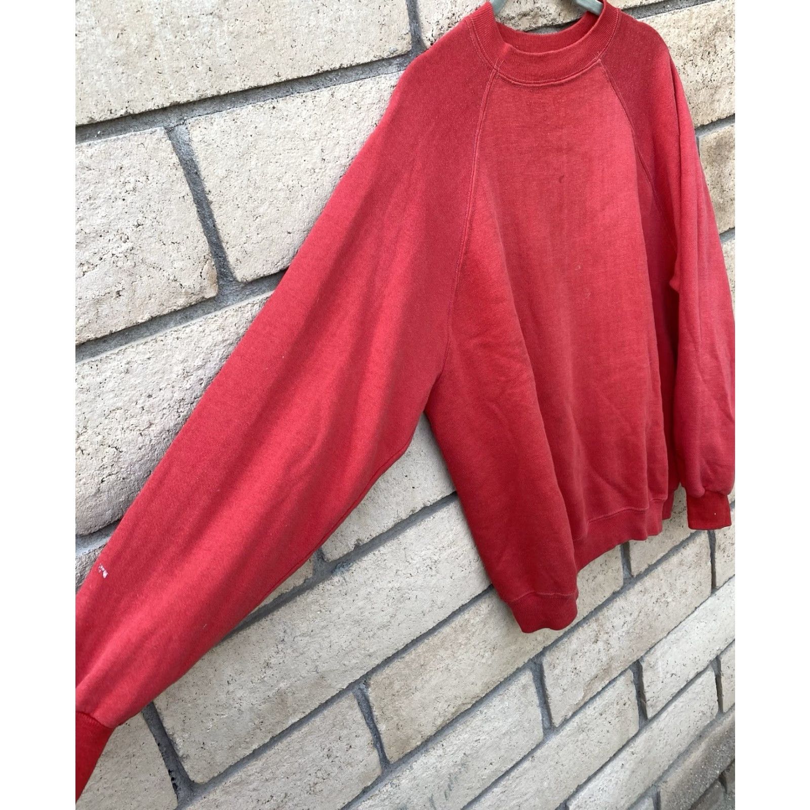 Sears VINTAGE Sears Sportswear Raglan Sweatshirt Worn Stains Sweatshirt Red XL Men Size US XL / EU 56 / 4 - 4 Thumbnail