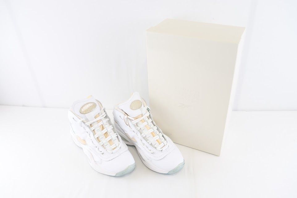 image of O1Rshd1 Maison Margiela x Reebok Lace-Up Sneakers In White, Men's (Size 10)