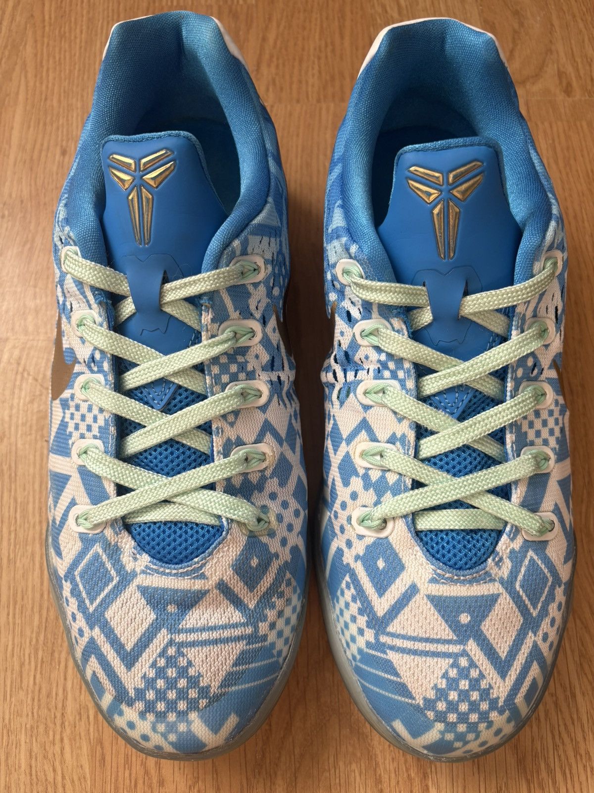 Nike Nike Kobe 9 EM Hyper Cobalt (GS) Size US 6 / EU 39 - 4 Thumbnail