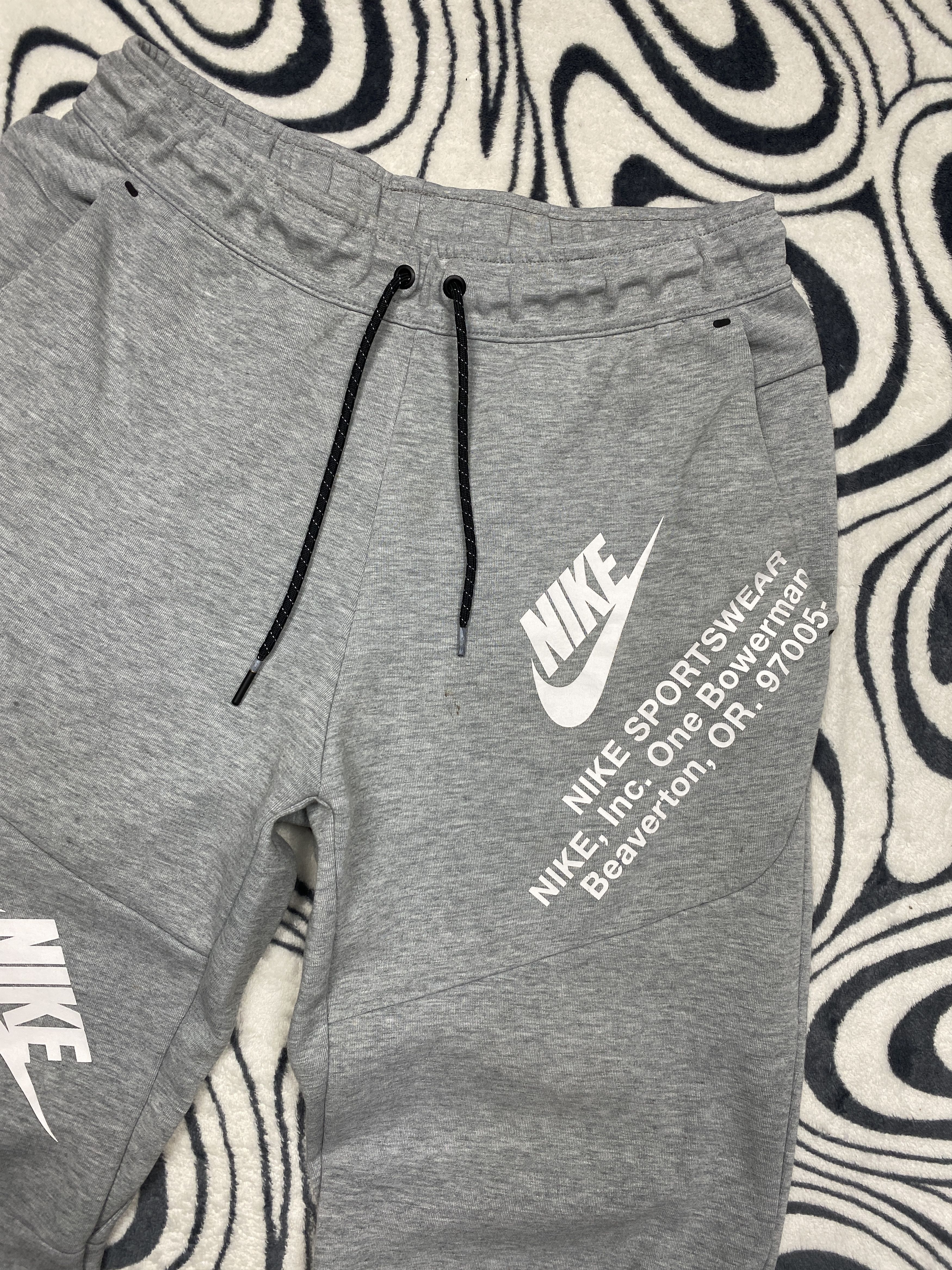 Nike Nike Sweatpants Mens Cotton Baggy Track Pants Y2K Size US 32 / EU 48 - 2 Thumbnail