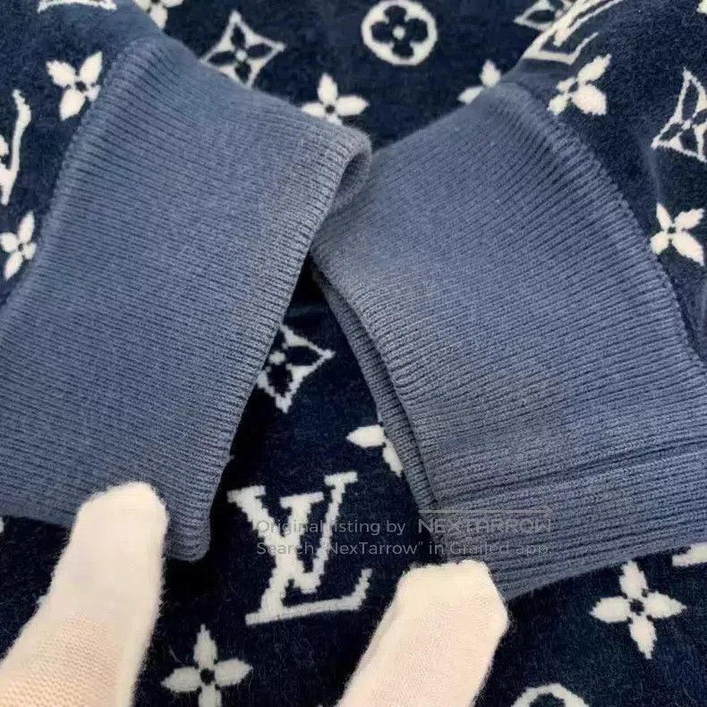 Louis Vuitton Louis Vuitton 24 dark blue logo full print cotton hooded d Size US S / EU 44-46 / 1 - 9 Thumbnail