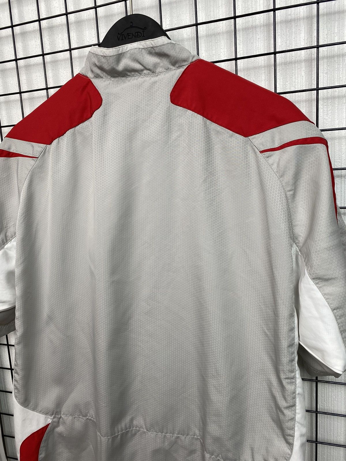 Umbro England Umbro soccer team training jersey L size football Size US L / EU 52-54 / 3 - 18 Thumbnail