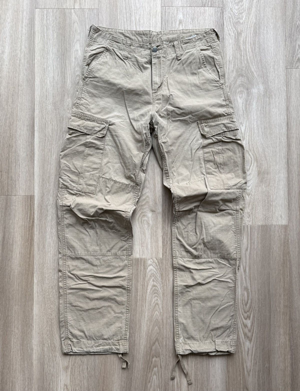 Carhartt Vintage Carhartt Regular Cargo Beige Pants Mens Size 30x32 Size US 30 / EU 46 - 1 Thumbnail