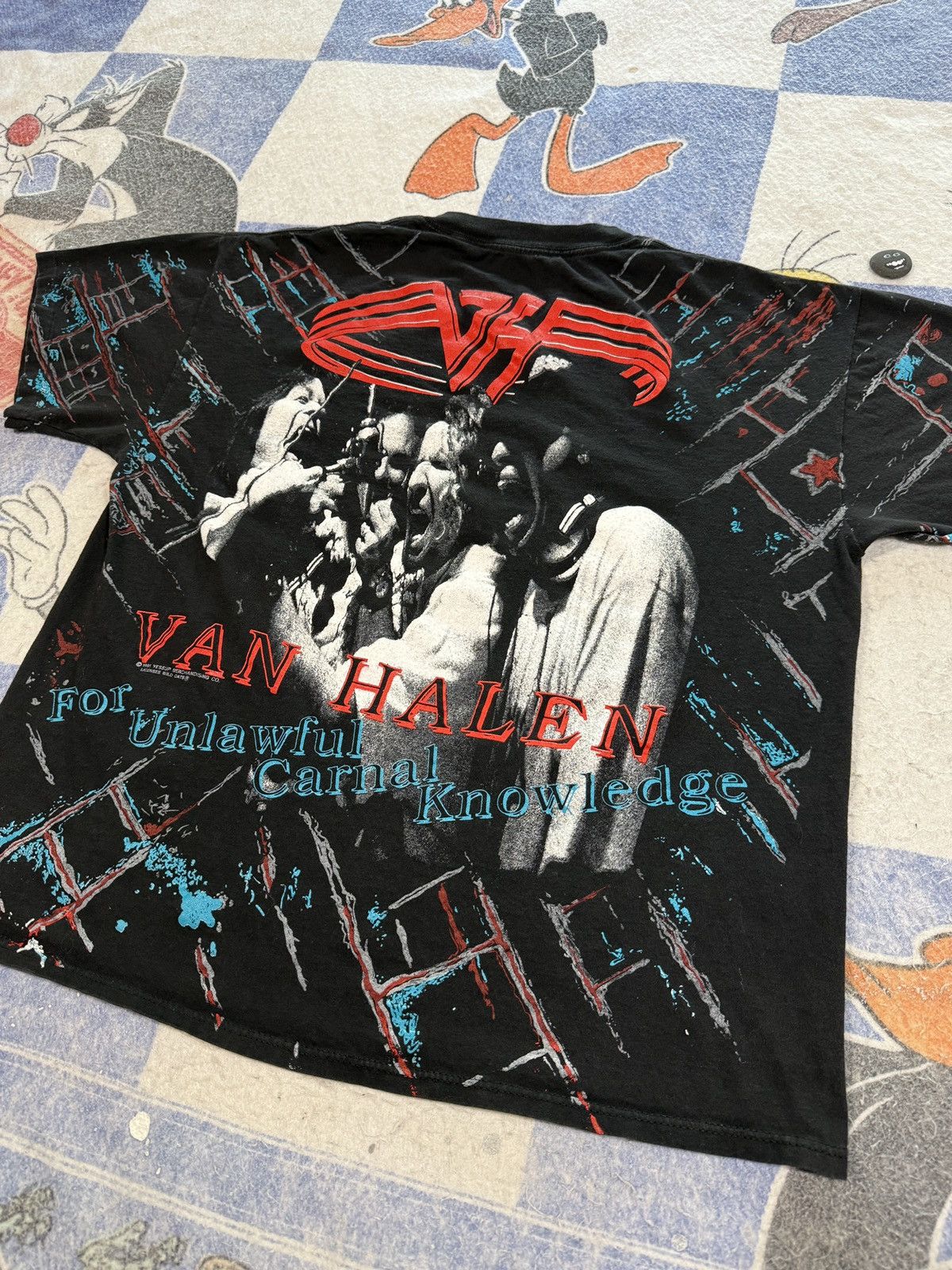 Band Tees Vintage Van Halen For Unlawful Carnal Knowledge tee Size US XL / EU 56 / 4 - 4 Thumbnail