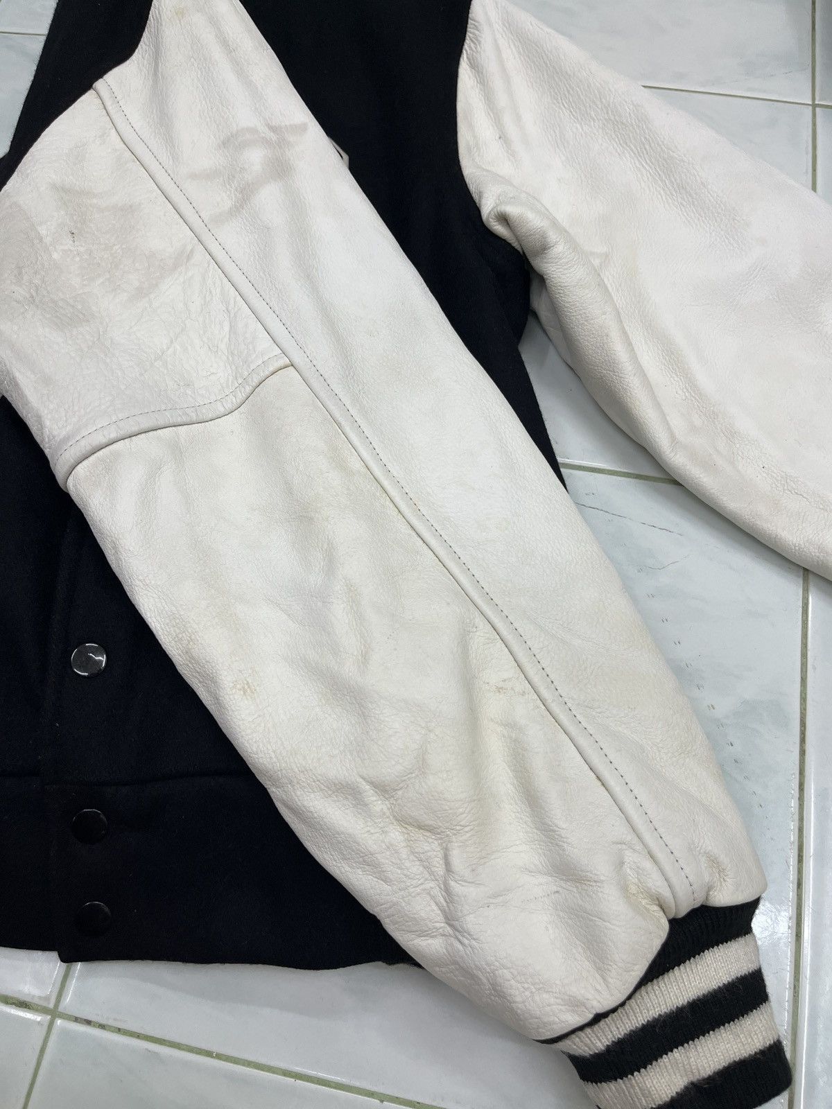 Other 🔥🔥🔥STEALS VARSITY LEATHER SLEEVE JACKET Size US M / EU 48-50 / 2 - 14 Thumbnail
