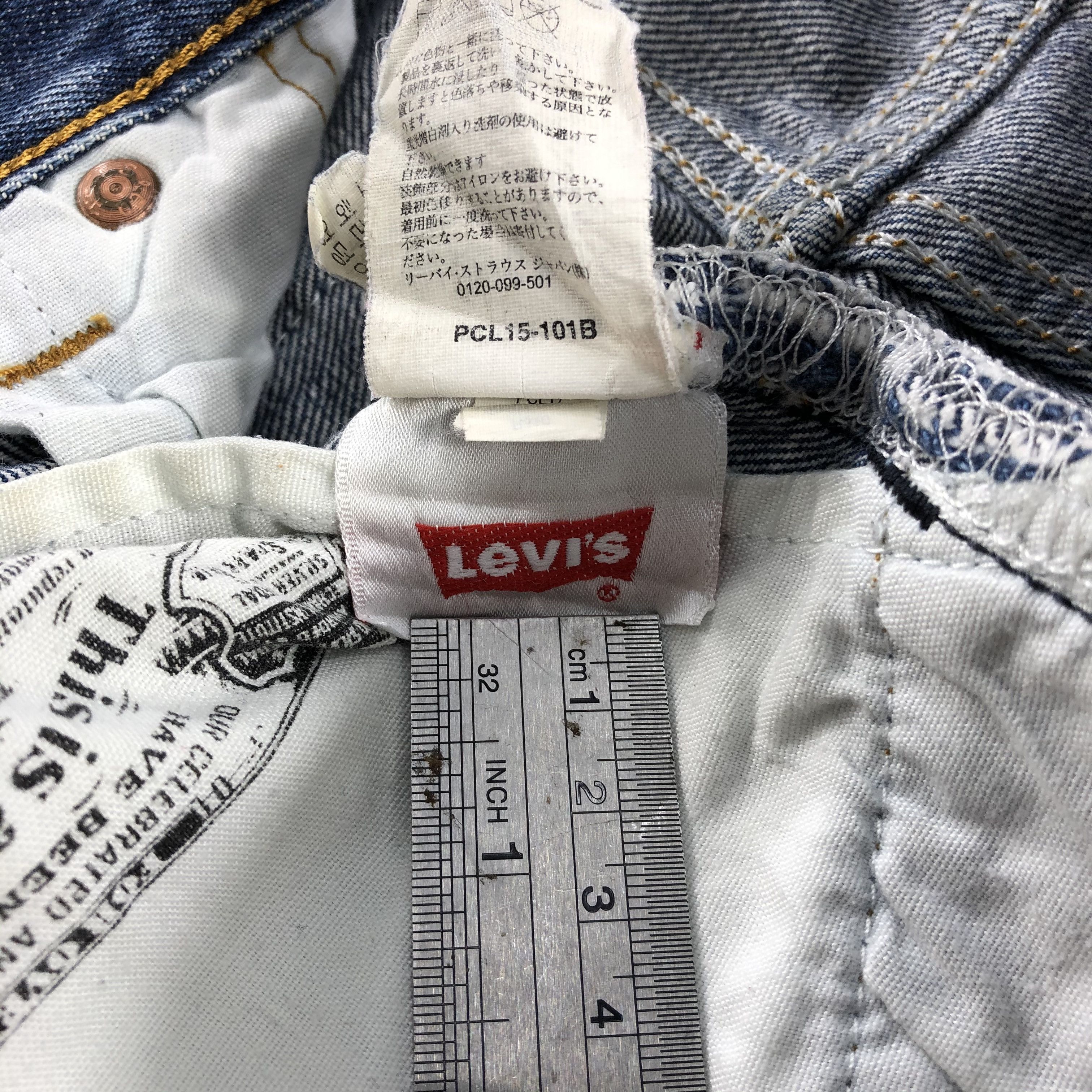 Levi's Vintage Blue Wash Levis 501 Jeans-J1904 Size US 31 - 14 Thumbnail