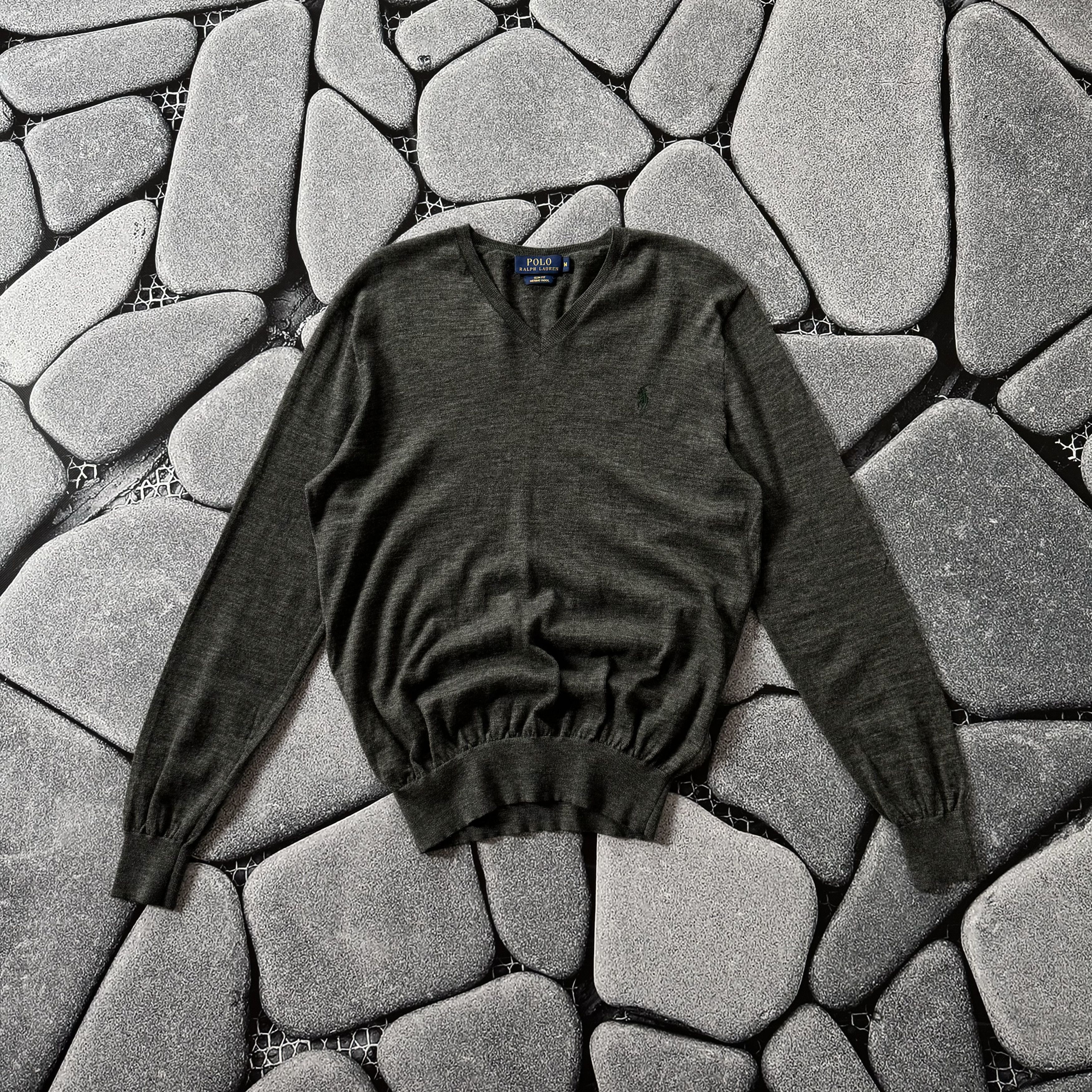 Polo Ralph Lauren POLO RALPH LAUREN V NECK WOOL SWEATER SLIM FIT Size US M / EU 48-50 / 2 - 1 Thumbnail