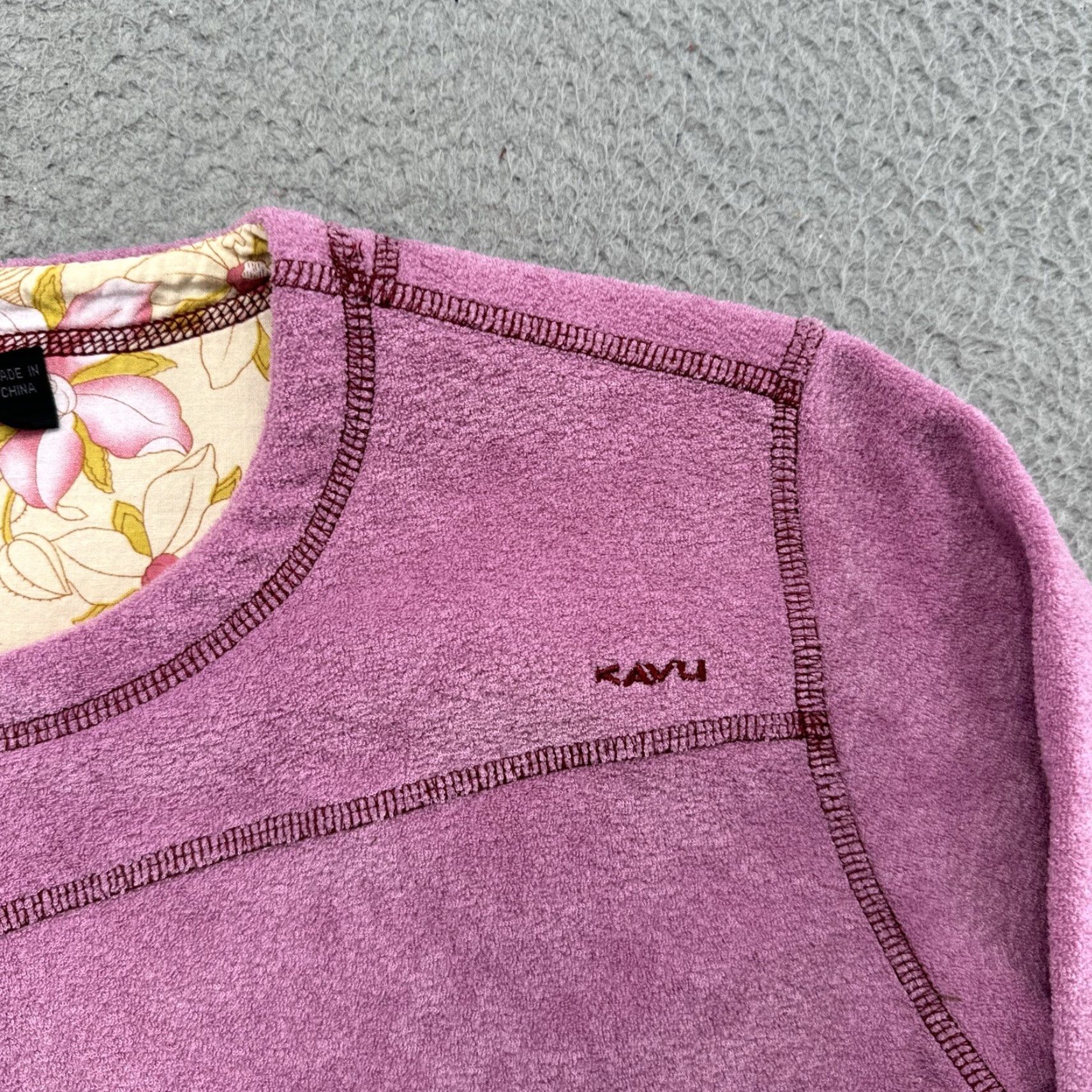 KAVU Kavu Pink Pullover Sweatshirt Zip Pocket Women Large Pullover Sweatshirt Dolman Sleeve Crew Neck Fleece 100% Polyester Casual Travel Logo Womens Size L / US 10 / IT 46 - 3 Thumbnail