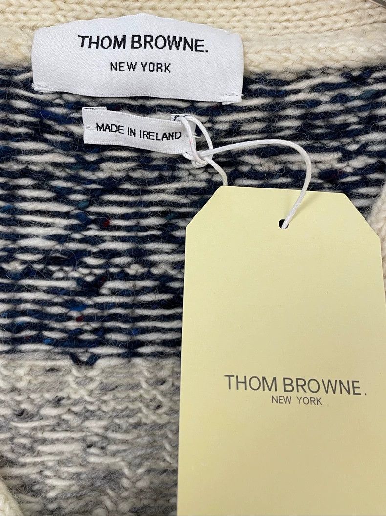 Thom Browne Thom browne Beige squirrel pine fruit Tibetan blue pattern Size S / US 4 / IT 40 - 5 Thumbnail