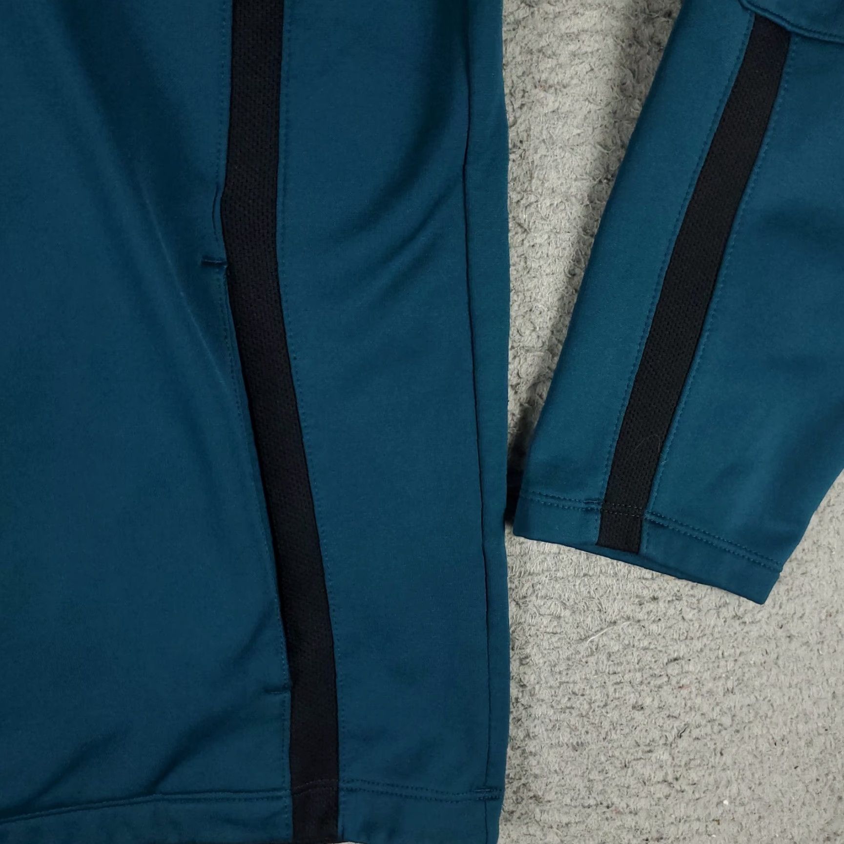 Nike Nike Sweatshirt Mens Size Large Blue Swoosh 1/4 Zip Pullover Sweatshirt Size US L / EU 52-54 / 3 - 4 Thumbnail