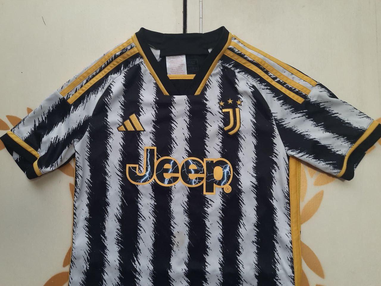 Adidas Adidas Juventus Jersey 2023-2024 kids size 11-12 years Size US XXS / EU 40 - 2 Thumbnail