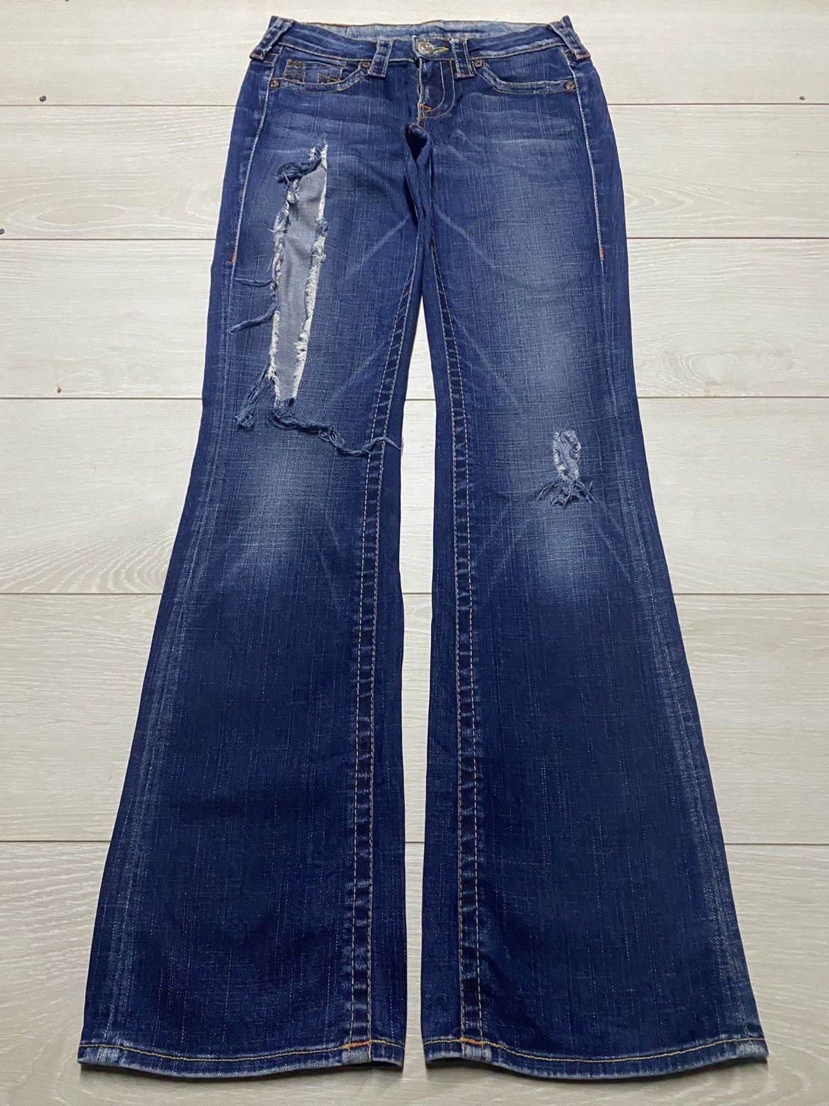 True Religion Woman True Religion Blue Wash Ripped Flare Jeans Size US 28 / EU 44 - 1 Thumbnail