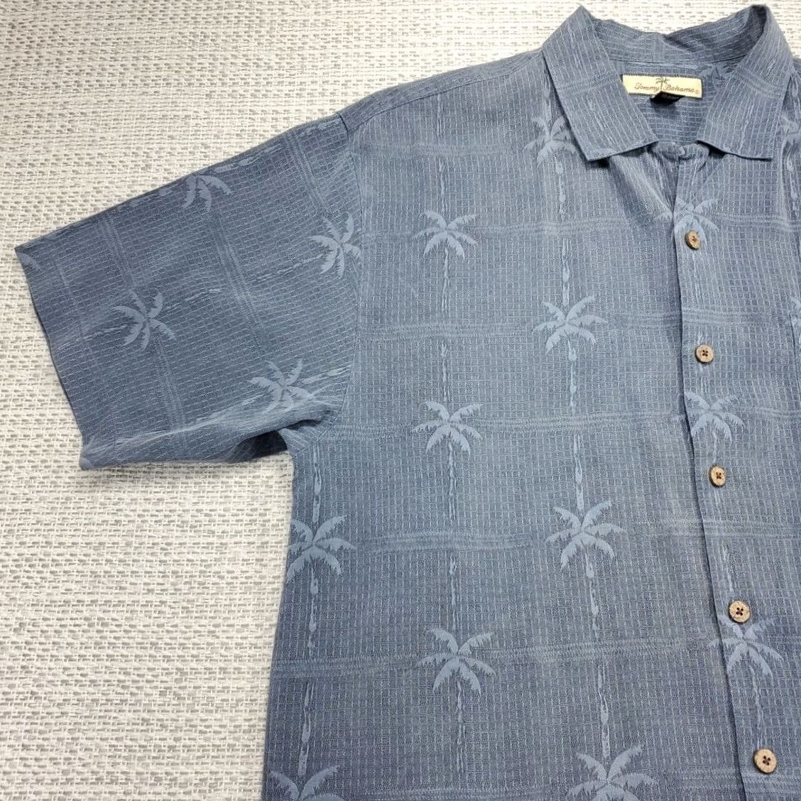 Tommy Bahama Tommy Bahama Button Up Shirt Mens L Silk Hawaiian Floral Palms Tropical Aloha Casual Button-Up Short Sleeve Beach 90s? Size US L / EU 52-54 / 3 - 3 Thumbnail