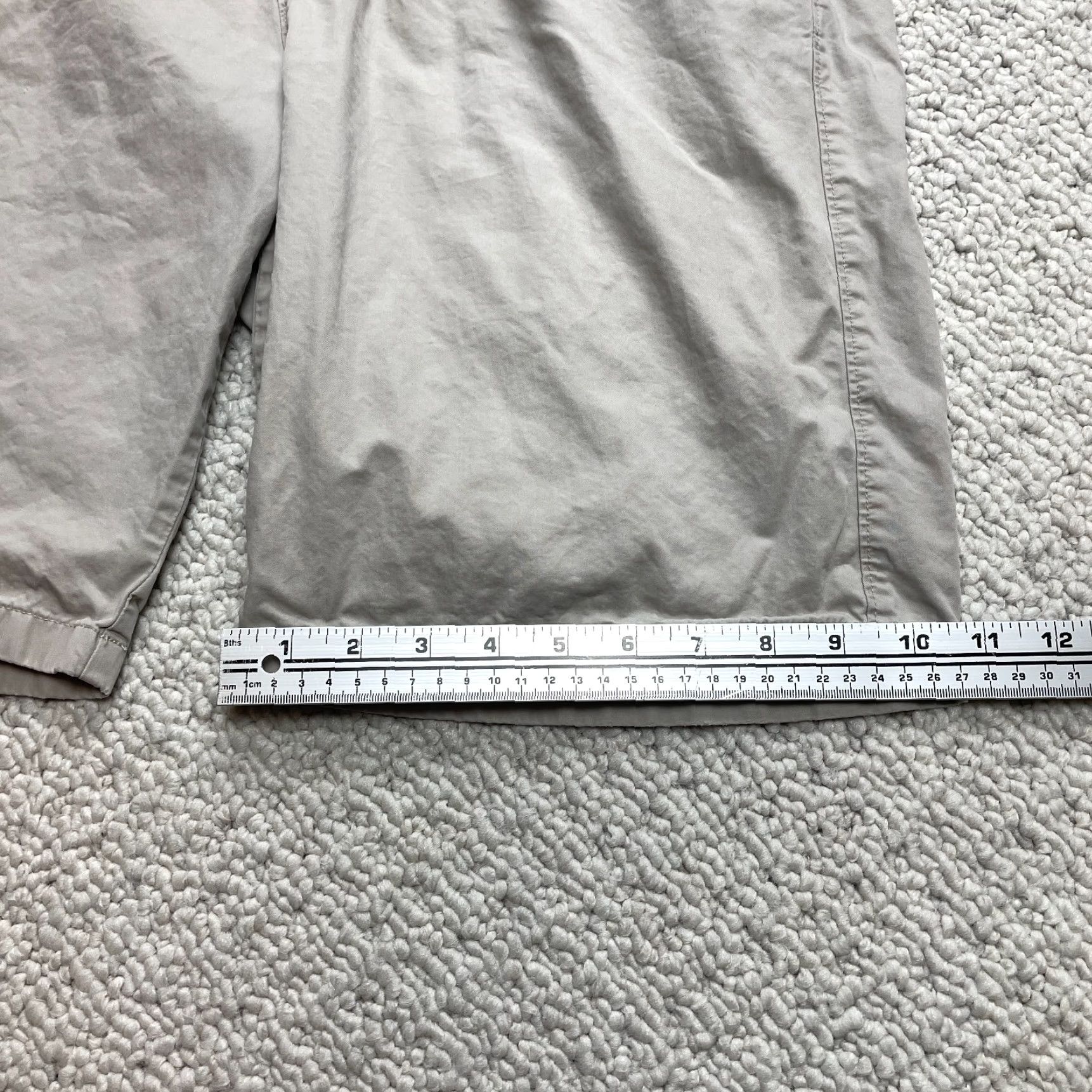 J.Crew J.Crew Shorts Mens 33 Chino Beige Cotton 11" Inseam Pockets Flat Front Regular Rise Kn... Size US 33 - 2 Thumbnail