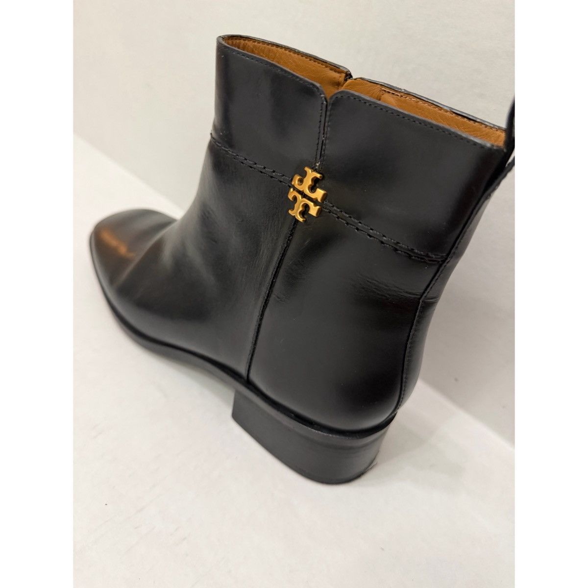 Tory Burch TORY BURCH LOGO BLACK LEATHER ANKLE BOOTS Size US 10 / IT 40 - 6 Thumbnail