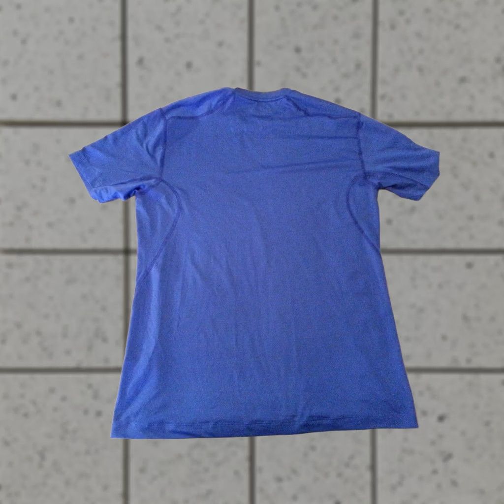 Nike VINTAGE Mens Nike Pro Combat Shirt L Large Blue Athletic Gym Workout Tee T-Shirt Size US L / EU 52-54 / 3 - 1 Thumbnail