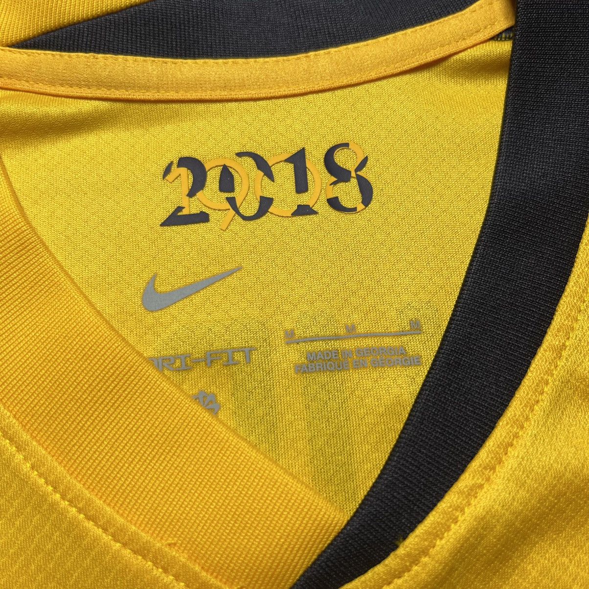 Vintage INTER NIKE 2024/2025 FOOTBALL THIRD JERSEY #9 THURAM Size US M / EU 48-50 / 2 - 8 Thumbnail