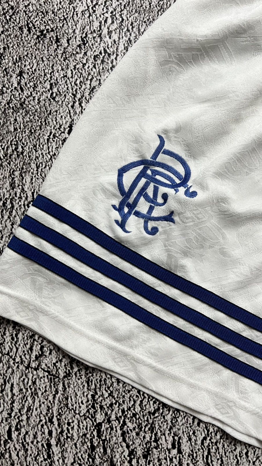 Adidas 1994-1996 Glasgow Rangers rare adidas shorts Size US 34 / EU 50 - 2 Thumbnail
