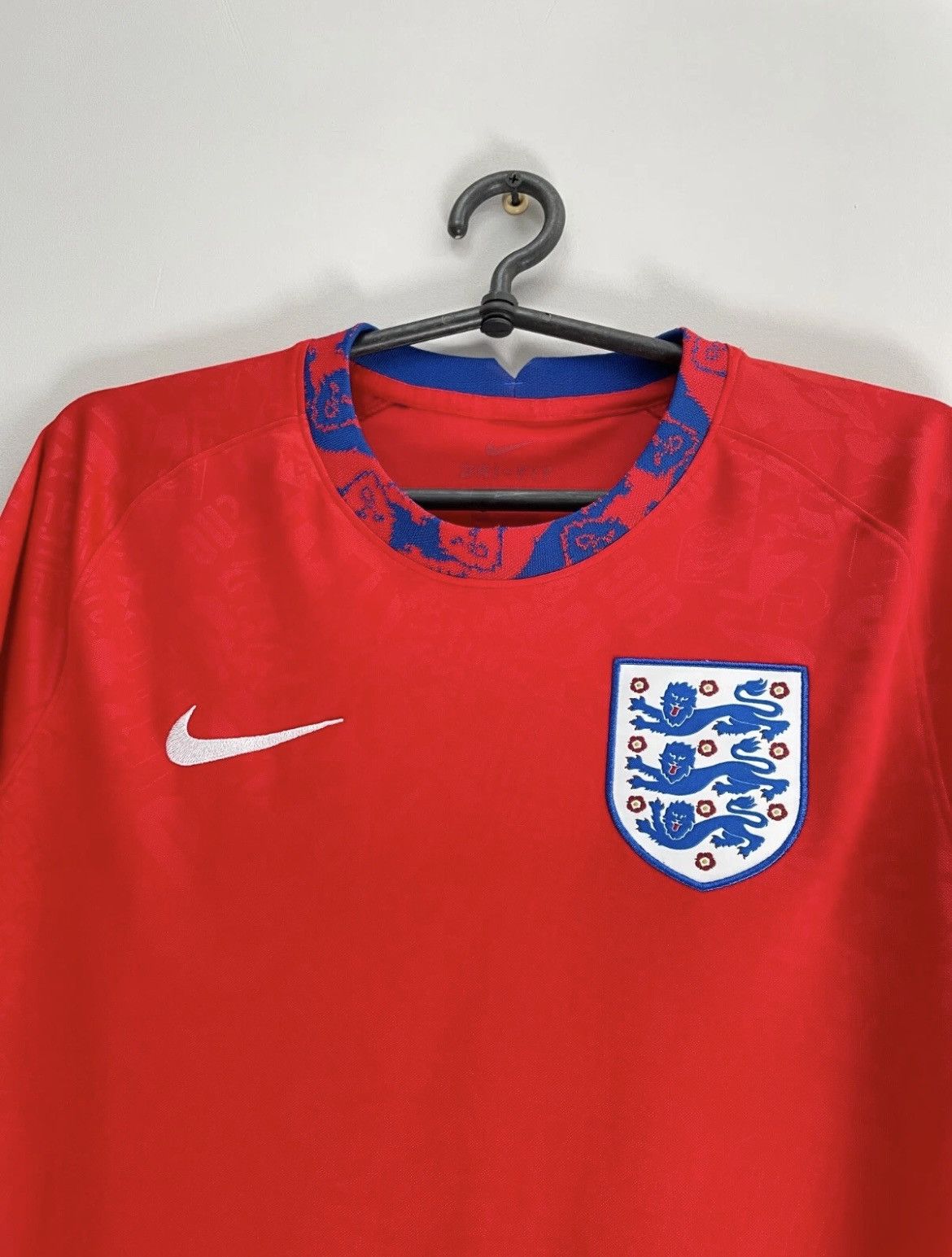 Nike Nike England 2020-2021 National Football Soccer Home Jersey Size US M / EU 48-50 / 2 - 3 Thumbnail