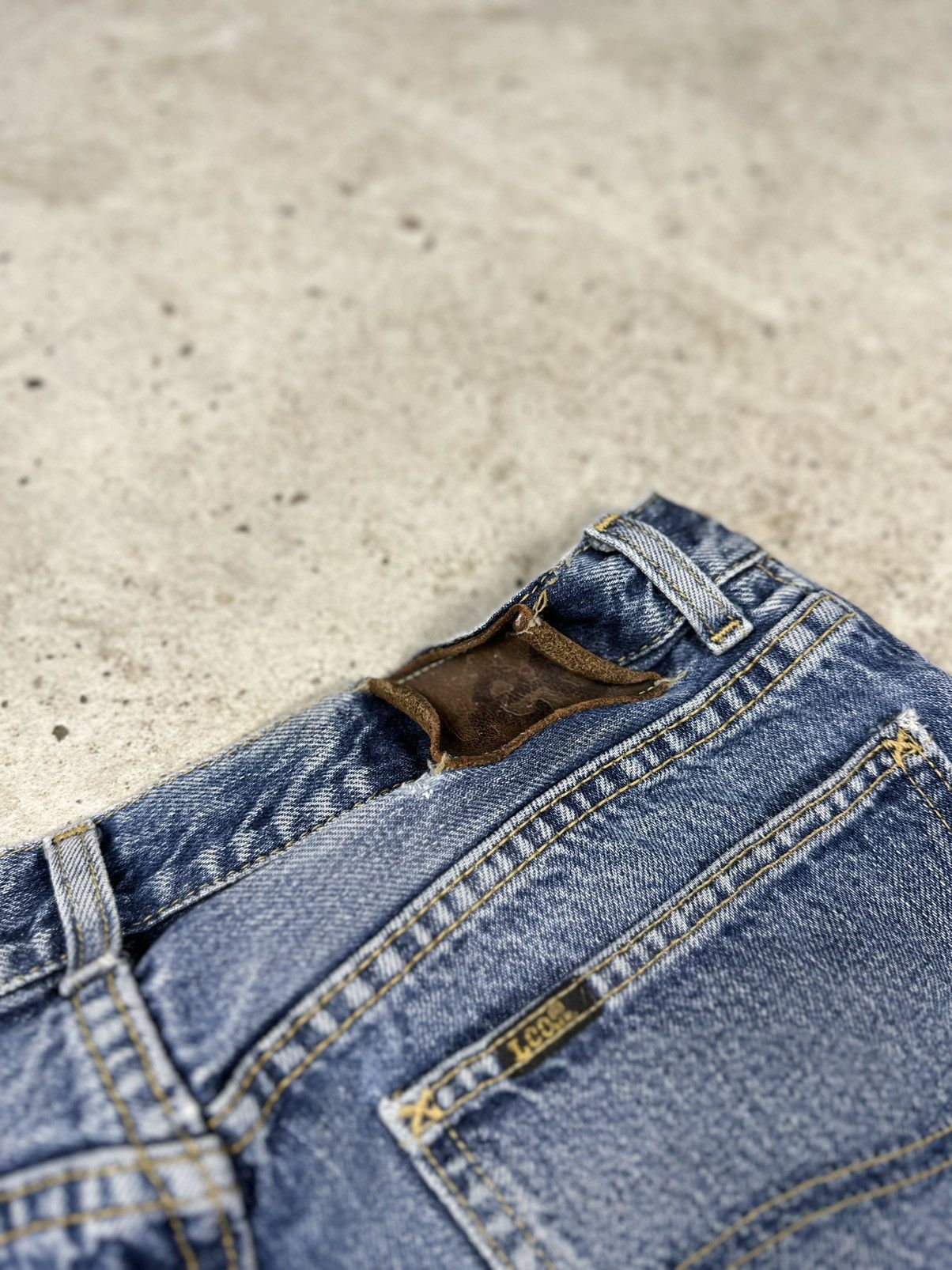 Lee × Vintage Vintage 90s Lee Distressed Blue Denim Pants Brooklyn Size US 32 / EU 48 - 14 Thumbnail