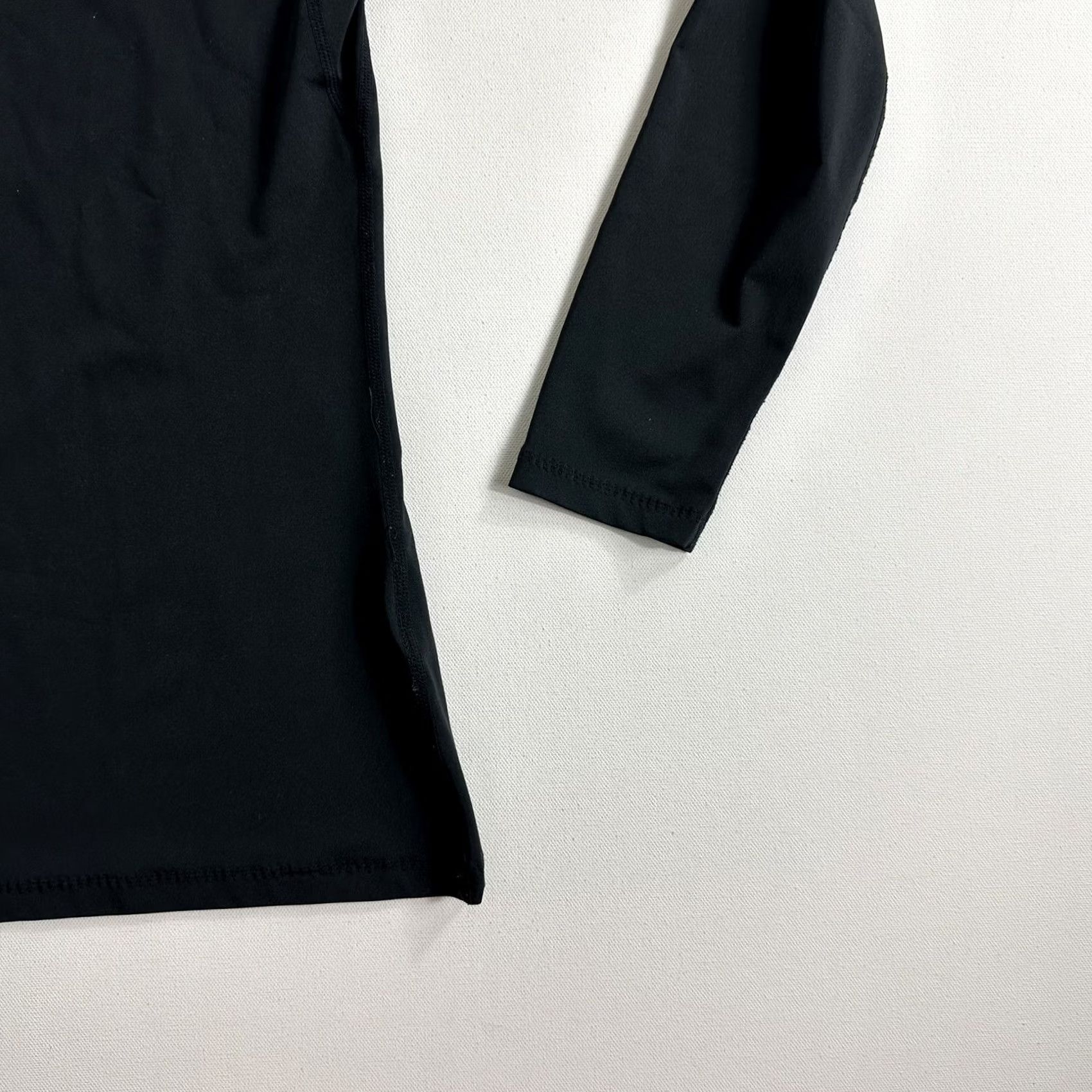 Asics ASICS Shirt Womens L Black Crewneck Long Sleeve Running Active Athletic Gym Train Size L / US 10 / IT 46 - 4 Thumbnail