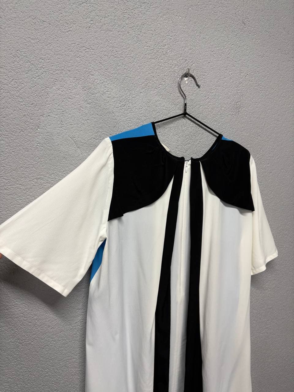 Love Moschino NEW NWT Love Moschino womens silk two sided t shirt US 4 Size S / US 4 / IT 40 - 12 Thumbnail