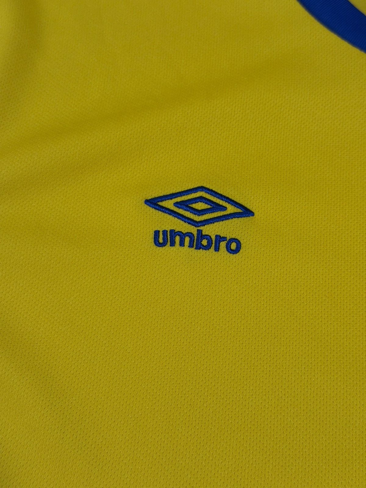 Umbro Umbro Brazil Jersey/Umbro Soccer Jersey/Brazil Soccer Jersey Size US L / EU 52-54 / 3 - 5 Thumbnail