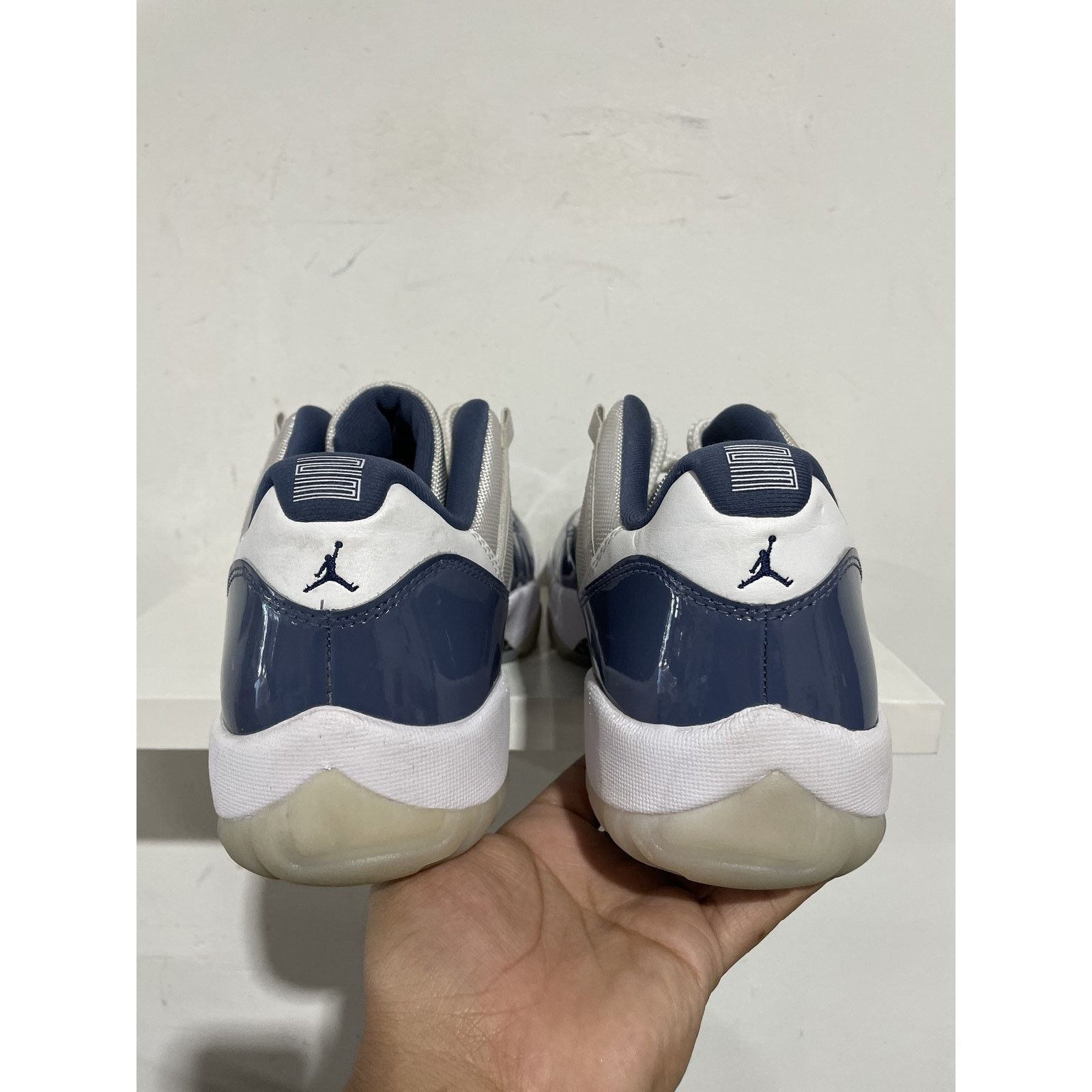 Nike JORDAN 11 RETRO LOW DIFFUSED BLUE SIZE 12.5 PREOWNED Size US 12.5 / EU 45-46 - 4 Thumbnail