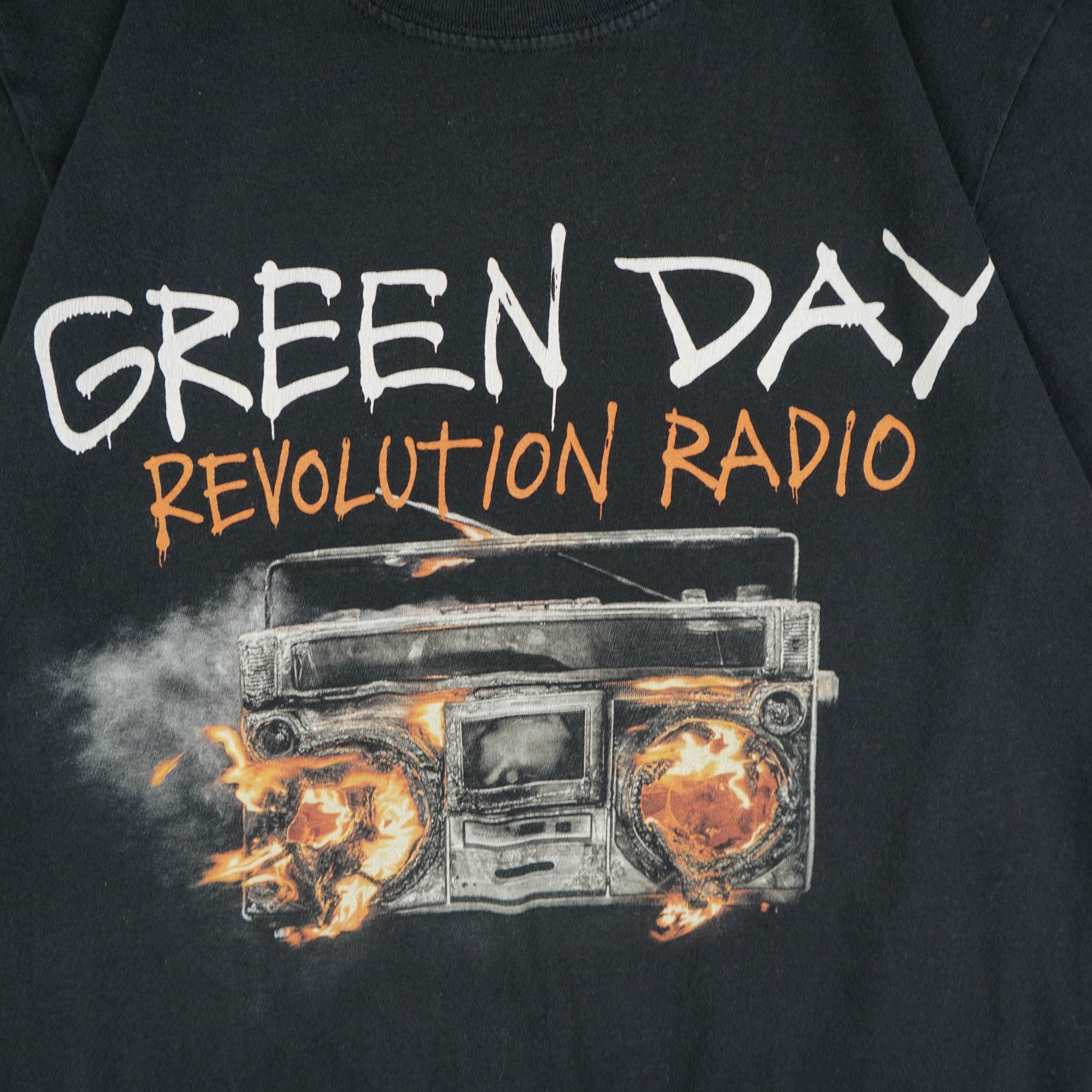 Band Tees × Vintage Vintage 2017 Green Day Tour T-Shirt Size US S / EU 44-46 / 1 - 2 Thumbnail