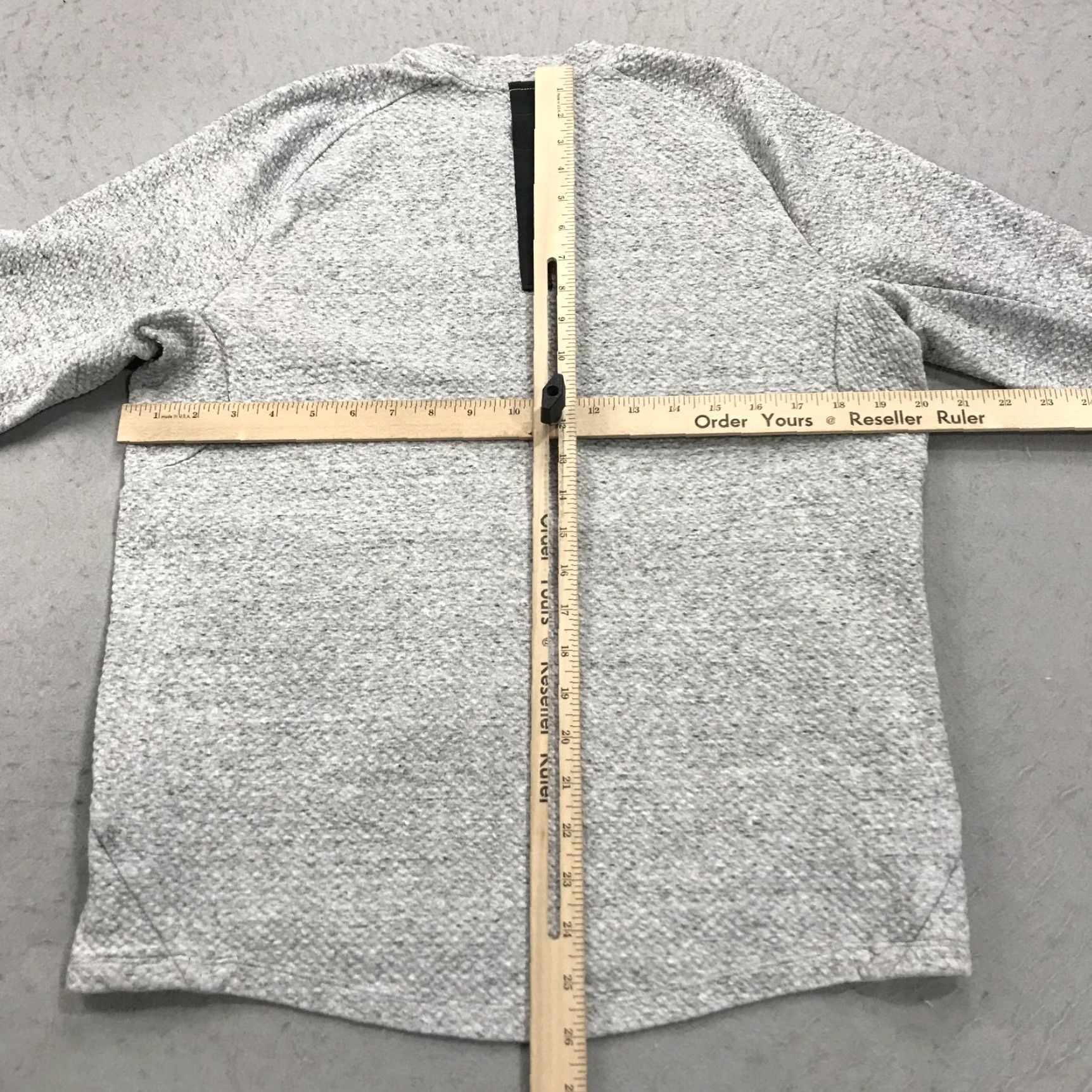 Lululemon Lululemon Sweatshirt Mens Small Gray At Ease Textured Knit Crewneck Gym Workout Size US S / EU 44-46 / 1 - 7 Thumbnail