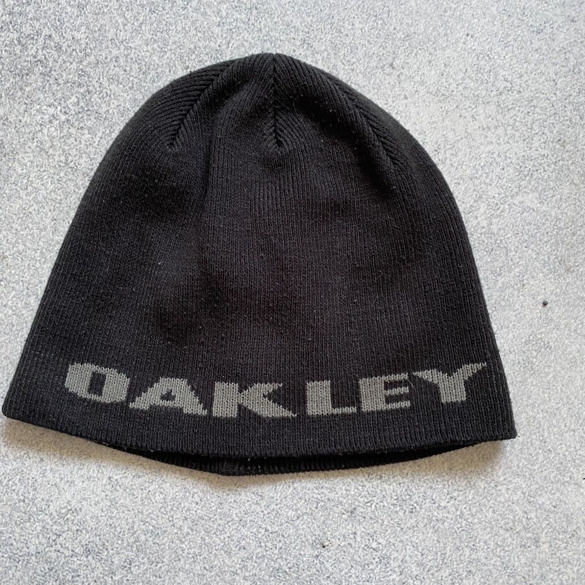 Oakley Steal🔥Oakley Beanie Hat Size ONE SIZE - 2 Thumbnail