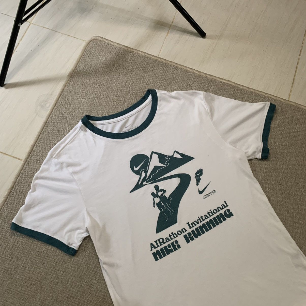 Nike Nike Tee AIRathon One Bewerman Dr. Beaverton Size US S / EU 44-46 / 1 - 2 Thumbnail