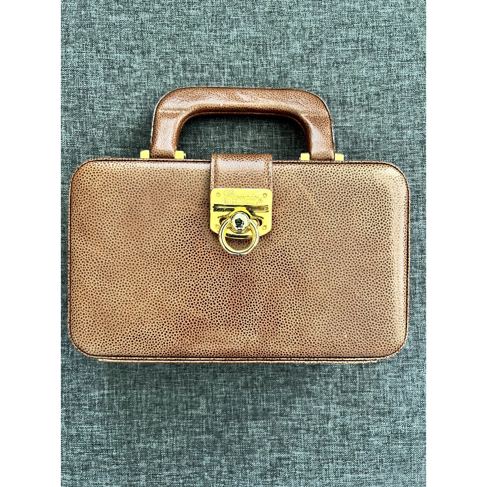 Other Giorgio Beverly Hills Pebbled Leather Clutch with Key Ring Size ONE SIZE - 1 Thumbnail