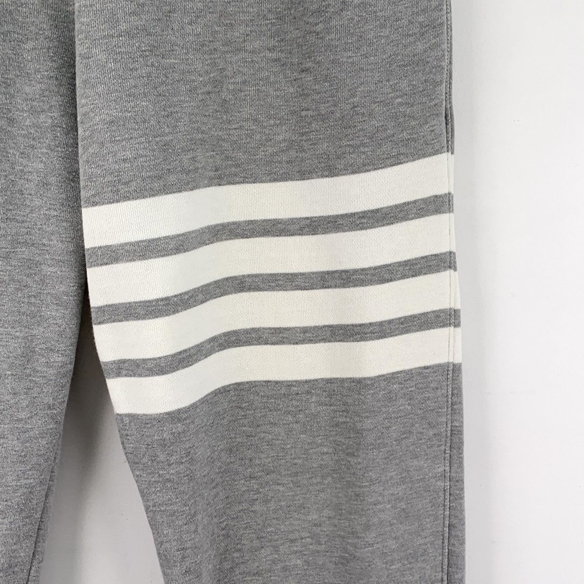Thom Browne Thom Browne Grey Classic 4-Bar Casual Sweatpants K26WX Size US 34 / EU 50 - 4 Thumbnail