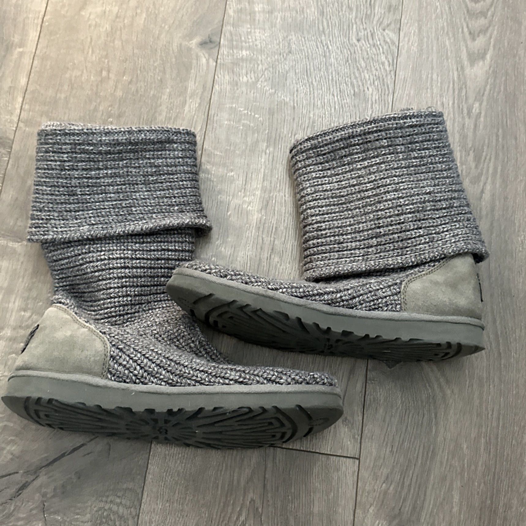 Ugg UGG Australia Classic Cardy Knit Boots Women Size 9 Gray Slip-On Mid-Calf Rubber Size US 9 / IT 39 - 4 Thumbnail