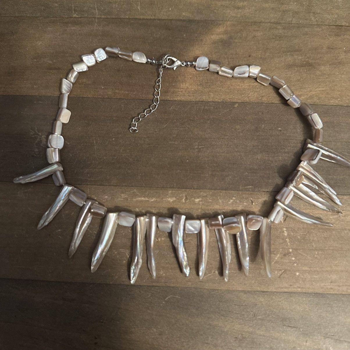Other Mother of pearl spiked shell necklace Size ONE SIZE - 2 Thumbnail