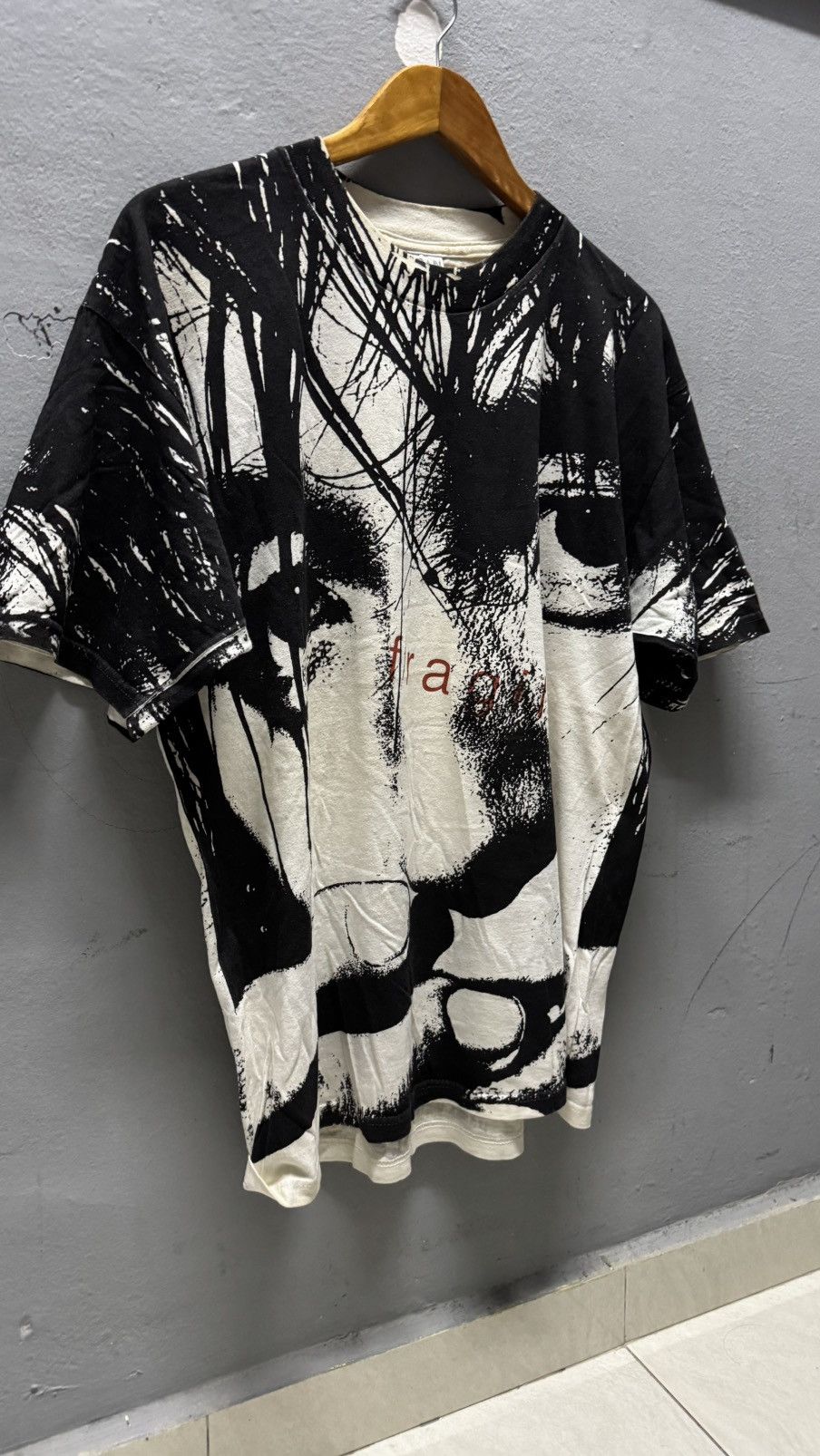 Vintage Vintage 90s Fragile Full Print Size US L / EU 52-54 / 3 - 3 Thumbnail